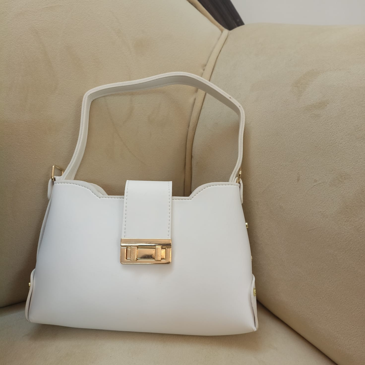 Elegant White Shoulder Bag for Women